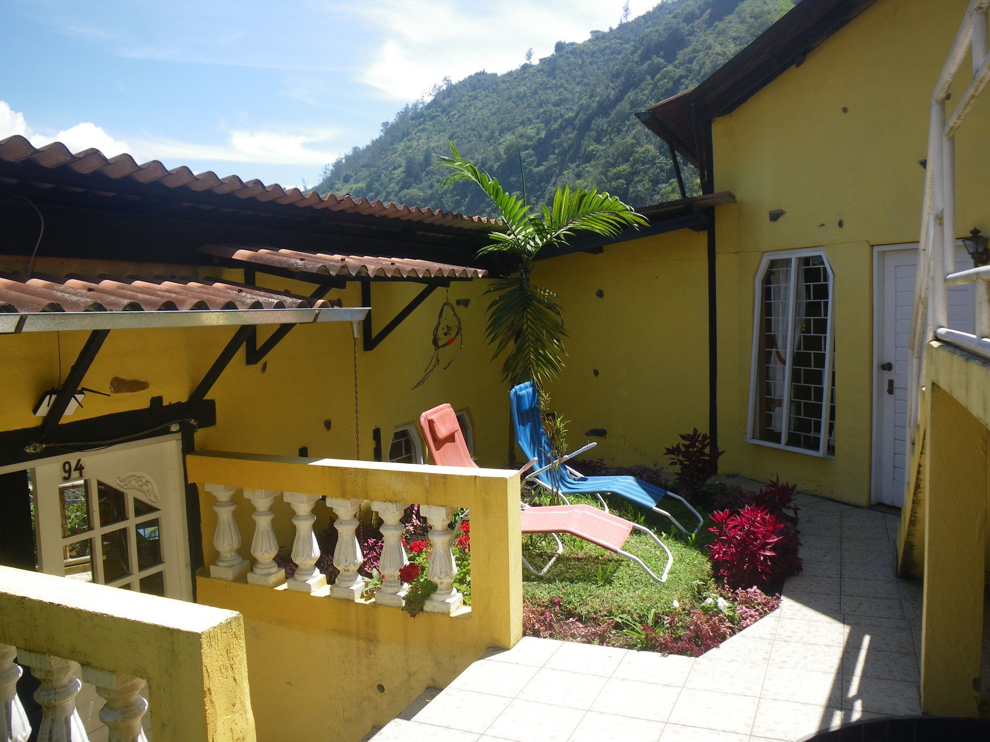 Hotel La Casa Amarilla Baños Exterior foto